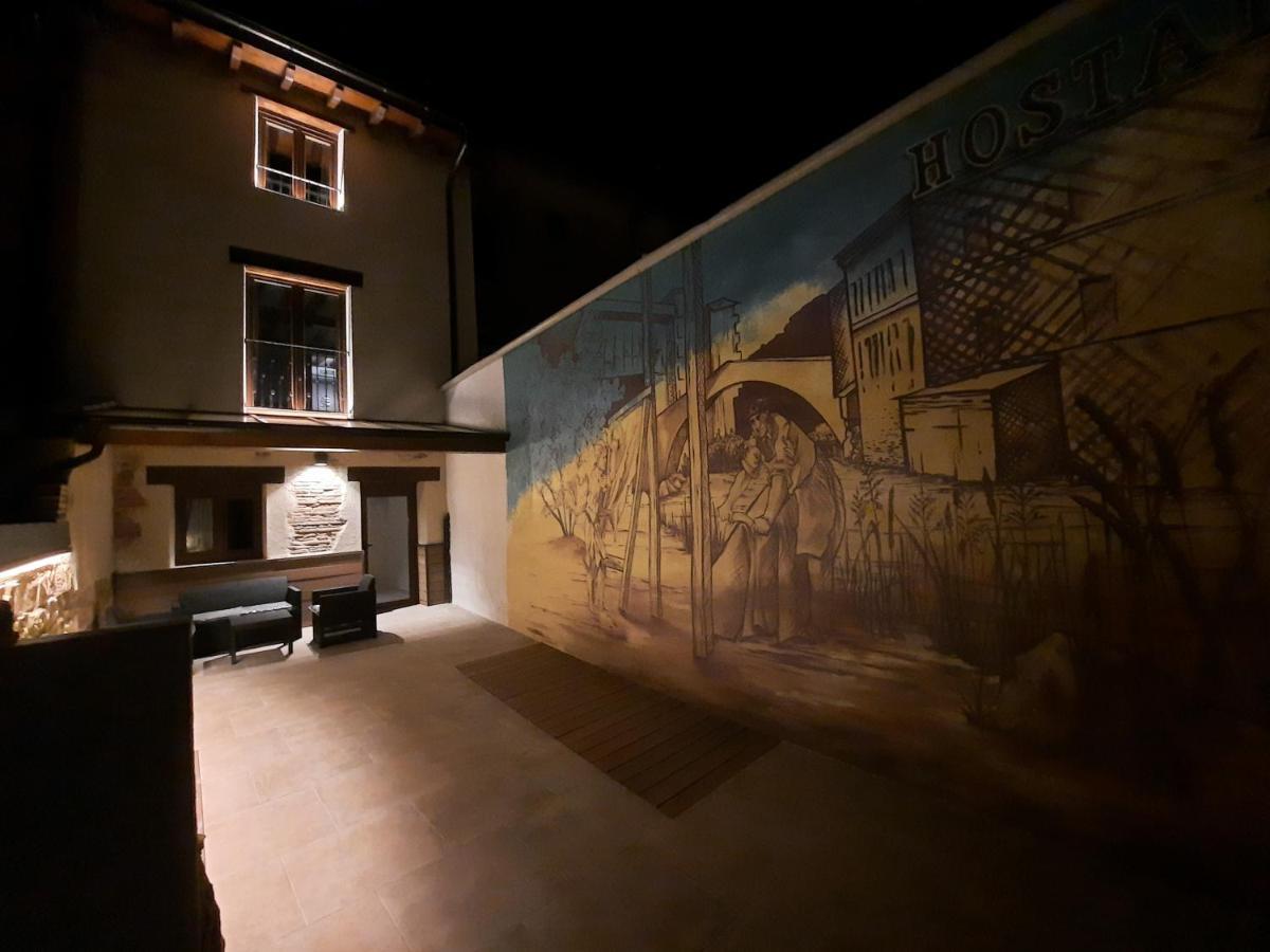 Hostal La Rua Estella Luaran gambar